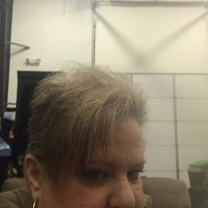 Meet your Posher, Janet